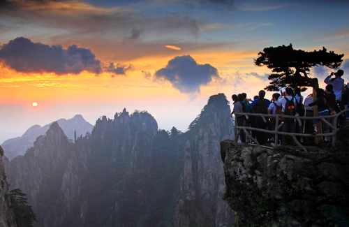 大家觉得黄山旅游经历过吗?什么季节去好?-黄