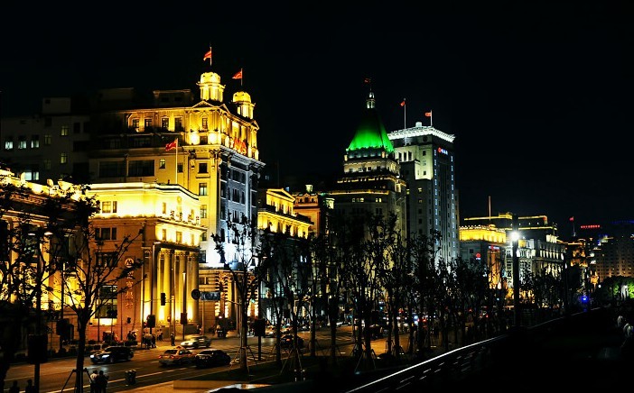 请问大家上海外滩到乌镇应该怎么去 如果想坐