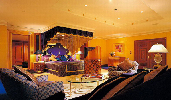 迪拜世界最高七星级酒店介绍