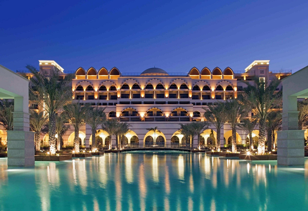 去迪拜旅行需要带什么,到迪拜旅游要带的物品