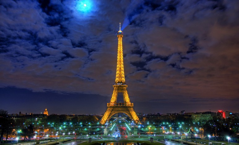 巴黎埃菲尔铁塔浪漫之旅