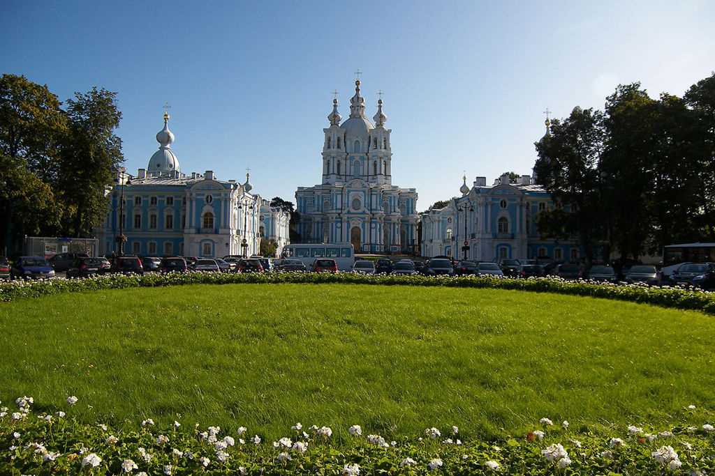 莫斯科周边有哪些好玩的地方呢?--圣彼得堡