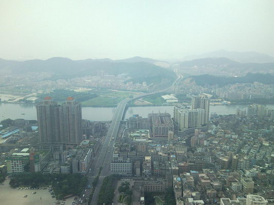 东莞虎门黄河服装城、海战博物馆、虎门大桥一