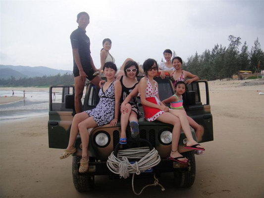 <em>一男</em>和<em>七女</em>的三亚海上快艇之旅 - 爱飞扬旅游网